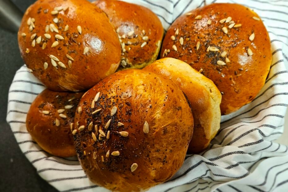 homemade-buns